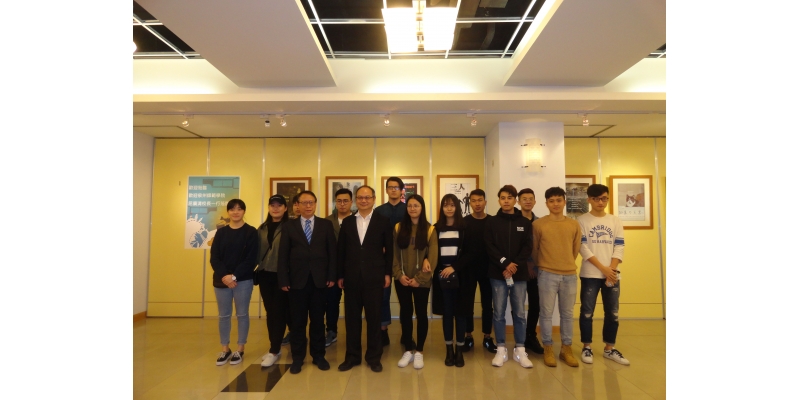 屈广清校长、龙华科技大学葛自祥校长与我校赴台学生合影