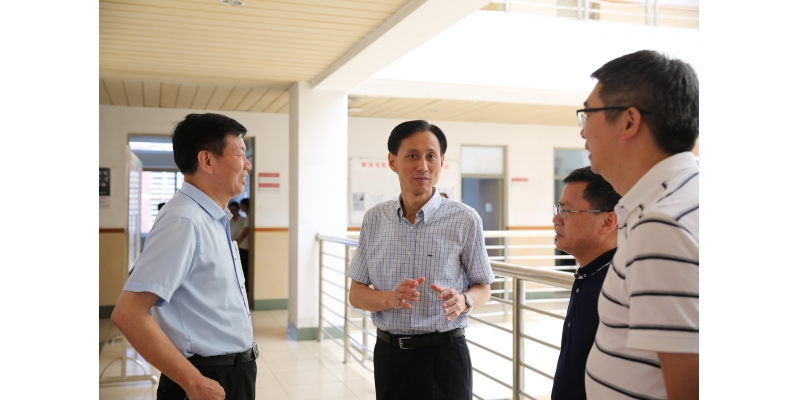 校党委书记朱世泽到政治与社会发展学院调研