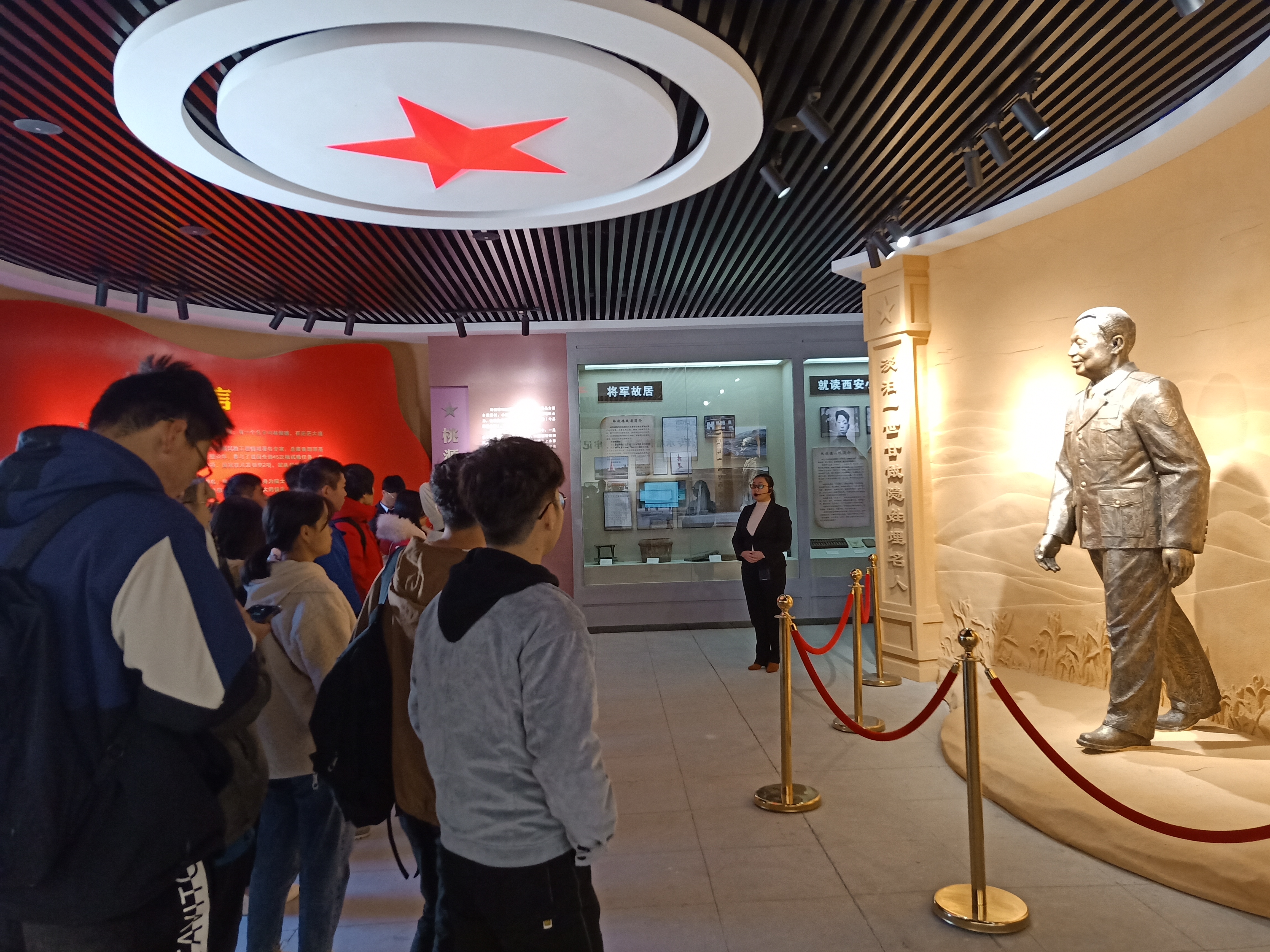 我校青年学子走进林俊德纪念馆参观学习