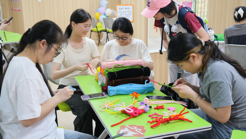 忆长征·铸红心—教育科学学院第...
