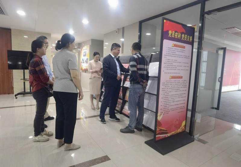 访企拓岗促就业 校企协同育人才...